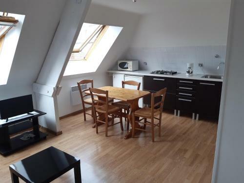 Apartamento Studio Lumineux 50 M De La Plage