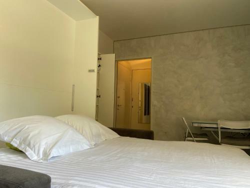 Apartamento "la R�sidence De L'amiral" Plage Et Mer � 20m