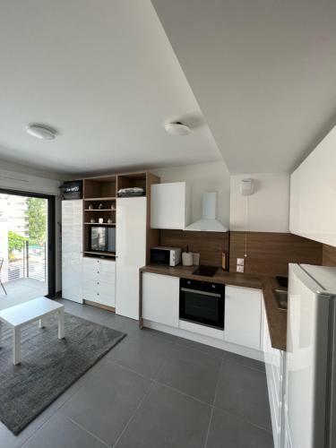 Apartamento Logement Tout �quip�e Menton Centre 500 M Des Plages