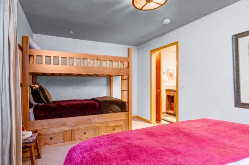 Little Belles Mountain Retreat