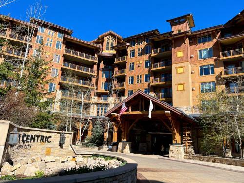 Hotel Canyons Corner Hideout