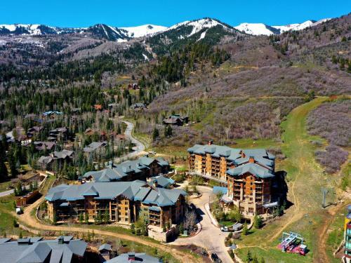 Hotel Canyons Corner Hideout