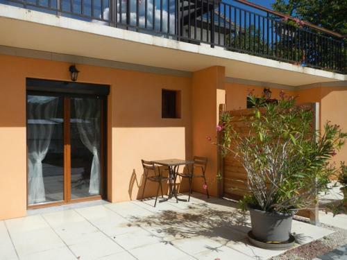 Maison 3 Chambres, 3 Sdb, Terrasse, Piscine, Spa