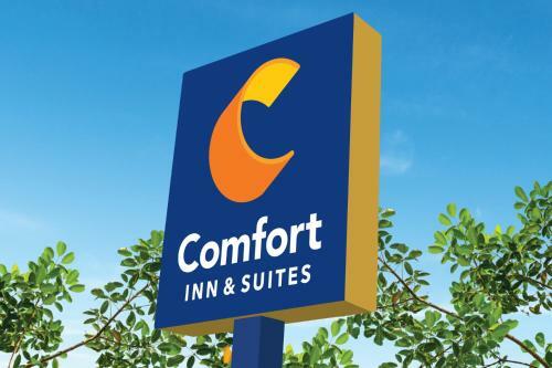 Hotel Comfort Inn & Suites