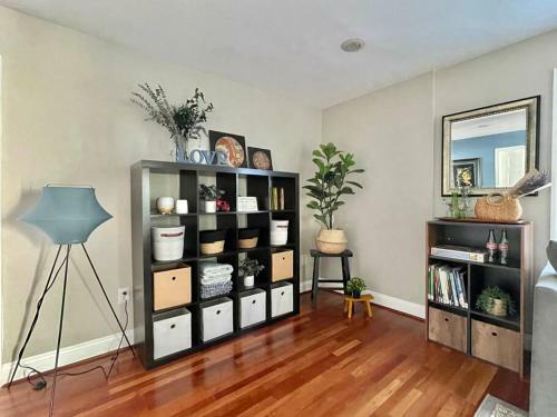Brand New, Cozy, Modern, One-bedroom Apartment