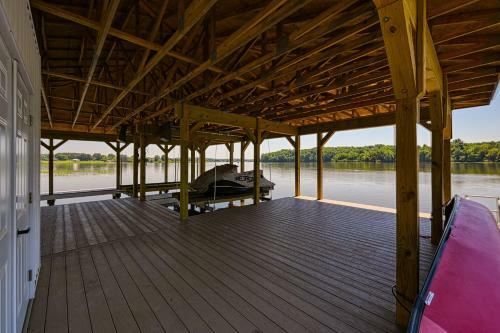 Lakeview On Peach Grove Road