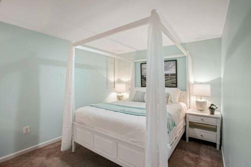 Adorable And Cozy 1 Bedroom Apartment