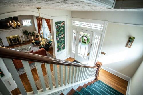 Charming 1932 Craftsman - The Bohannon House