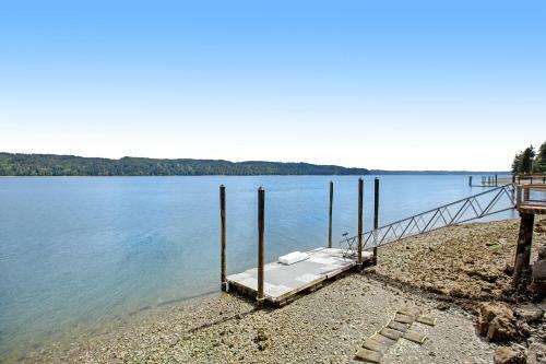 Hood Canal Hideaway