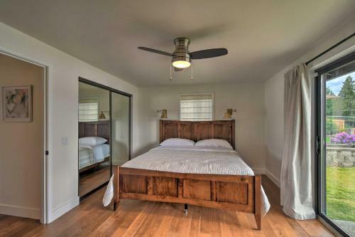 Stylish Olympia Home With Private Boat Dock!