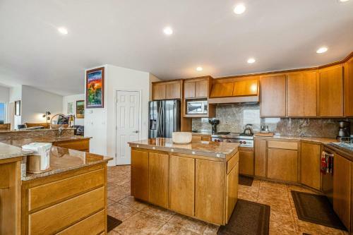 Clipper Inn - Presidential Suite