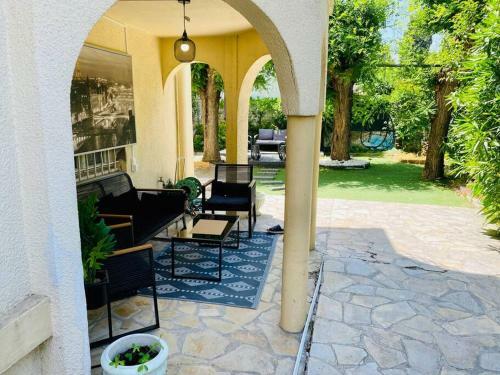Belle Villa � 5 Mn Du Centre Avec Grd Jaccuzy
