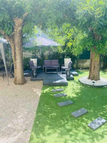 Belle Villa � 5 Mn Du Centre Avec Grd Jaccuzy