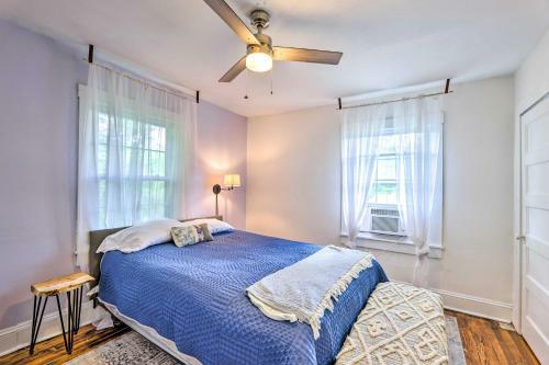 Sun-dappled Fayetteville Home With Fire Pit!