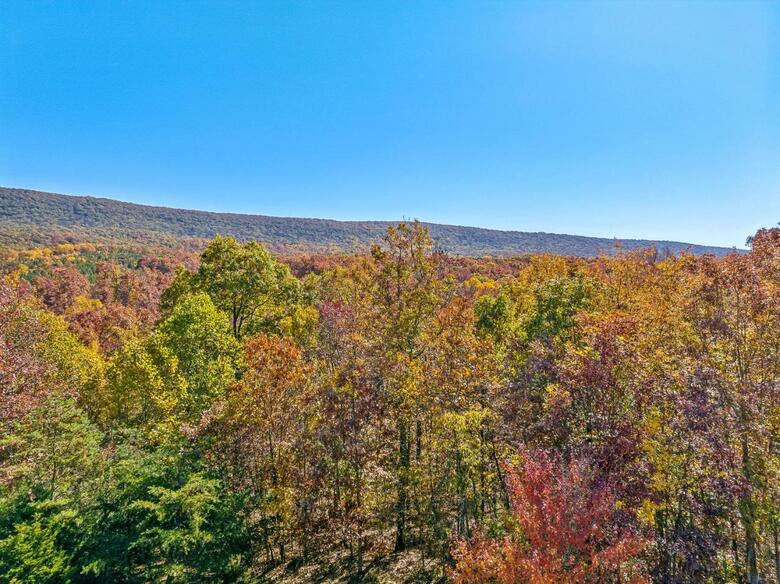 Overlook At Sleepy Creek