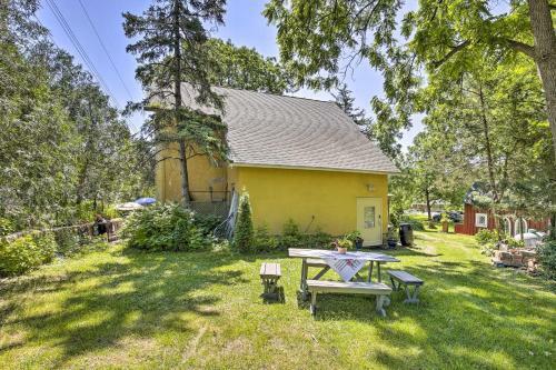 Lake Pepin Home With Pond, Walk To Restaurants!