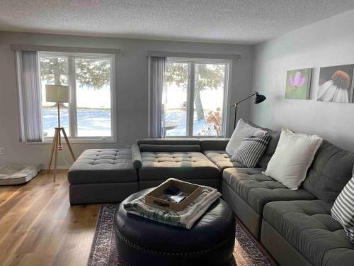 Relaxing Home On White Lake.