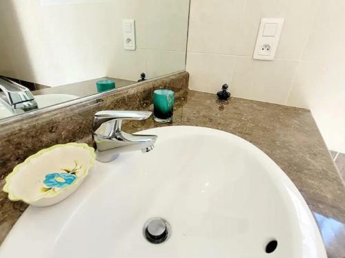 Charming Holiday Home In Notre-dame-de-monts With Pool