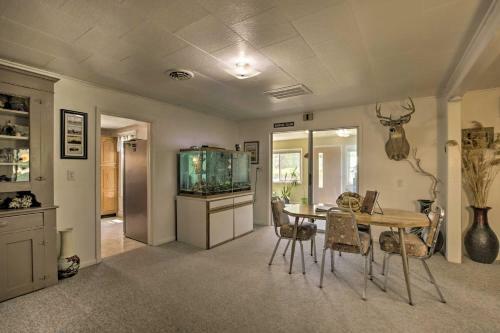 Walkable Ten Sleep House With Patio And Sunroom!