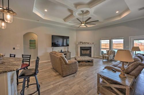 Sleek Corpus Christi Getaway With Private Pool!