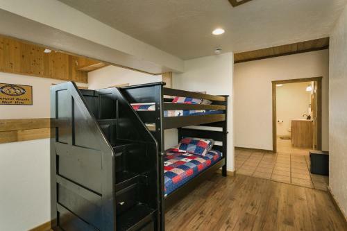 49617 Hwy 550 - Inn Full Listing