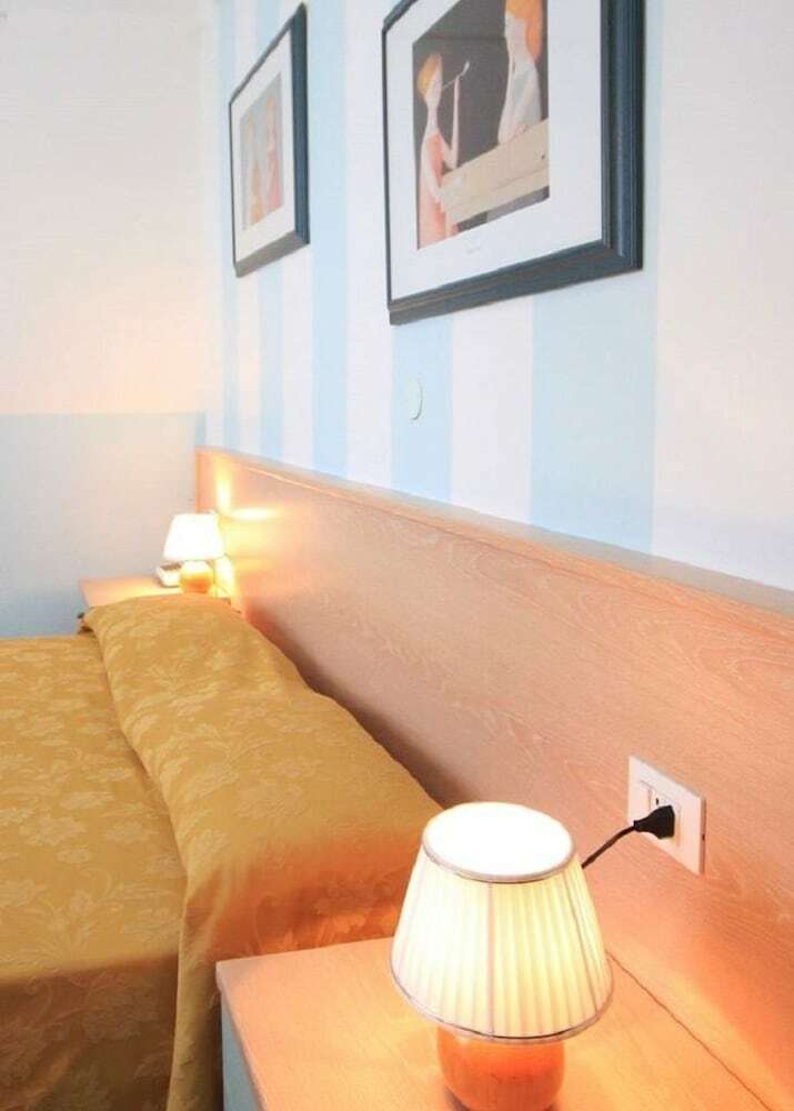 Hostal Albergo Villa Gradita