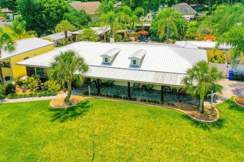 Resort Style Villa Near St Johns River Main House