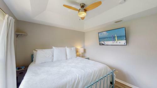 "cast-away" House I Immaculate 4 Bed Waterfront Home