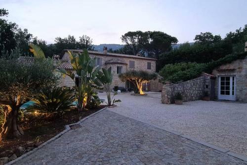 Villa Bastide Proven�ale Proche Cannes