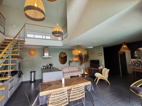 Villa Perpignan, Maison De Vacances Avec Piscine