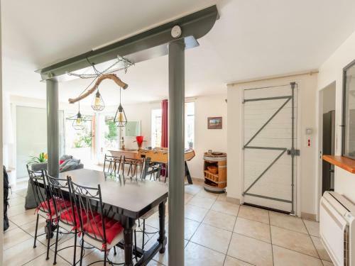 Serene Holiday Home In Pignans With Private Pool