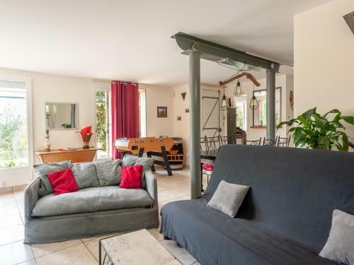 Serene Holiday Home In Pignans With Private Pool