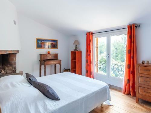 Serene Holiday Home In Pignans With Private Pool