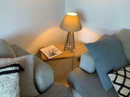 Luxury Villa With Shared Pool, Air Con, Wifi, Tv