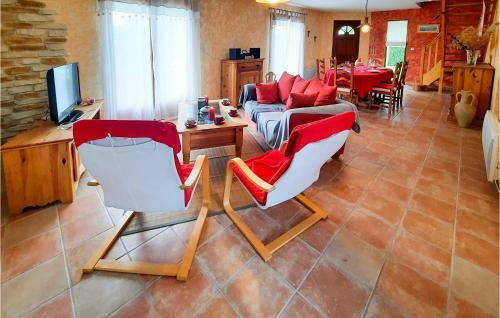 Stunning Home In Plourivo With 3 Bedrooms