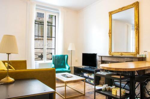 Apartamento L'artiste - Grand Studio Dans Le Centre Historique !