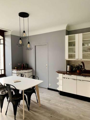 Maison Enti�re Aux Portes Du Canal De Bourgogne