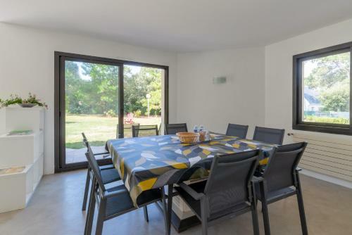 Charmante Maison Moderne Avec Grand Jardin