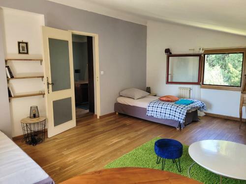 Maison Provencale, Meubl� De Tourisme 4 �toiles