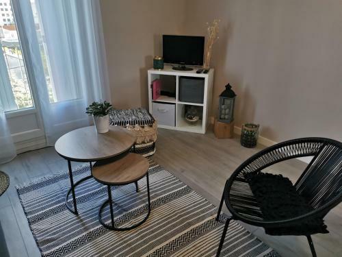 Apartamento Suite Cl�menceau 78 - Parking Gratuit Proche Centre