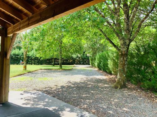L Estanguet Maison Atypique En For�t