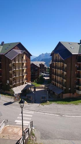 Apartamento Risoul Appartement 2 Chambres Piscine Balcons De Sirius