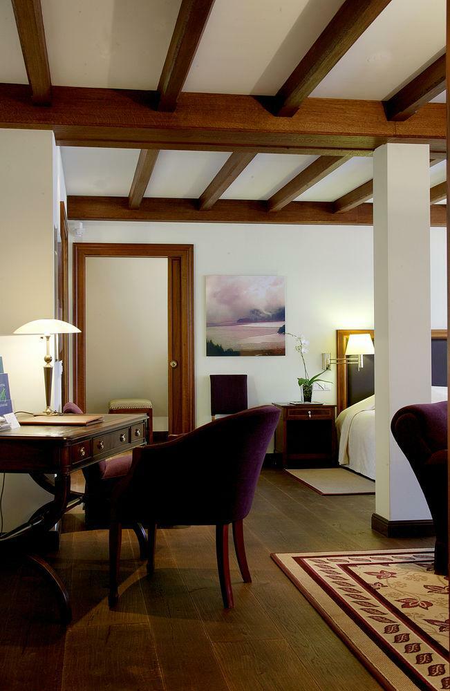 Hotel Suvretta House