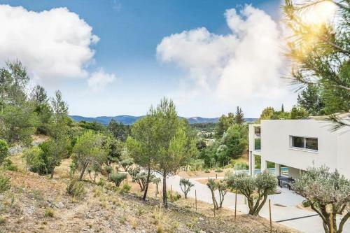 Villa Brune � 20mn De Cassis/aix/marseille