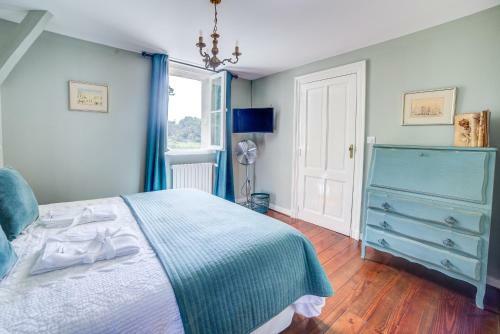 Bed & Breakfast Manoir Le Coutureau Maisons D'h�tes
