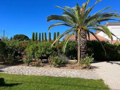 Villa R�nov�e Saint Cyr Sur Mer � 200m De La Plage