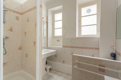 Apartamento Bagues Plein Centre Ville � 2 Pas De La Plage