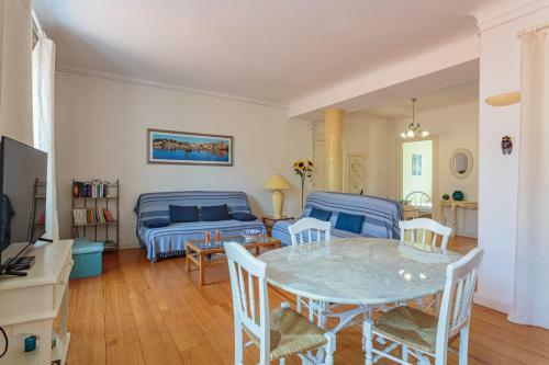 Apartamento Bagues Plein Centre Ville � 2 Pas De La Plage