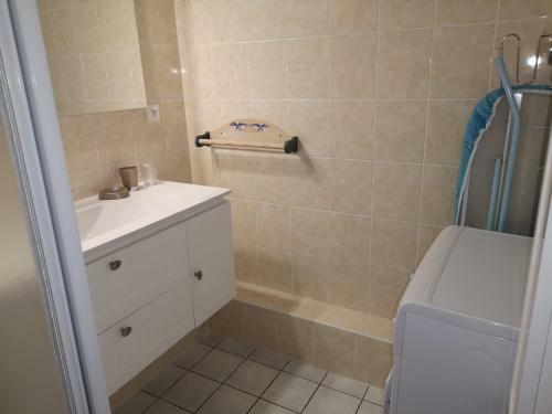 Apartamento T3 � 150 M De La Mer Tout Confort