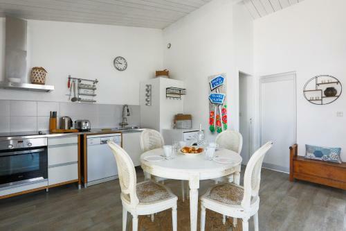 Coquette Maison De Plage Pour Quatre Aux Grenettes Palme